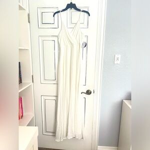 Windsor White Simple Maxi Formal Dress